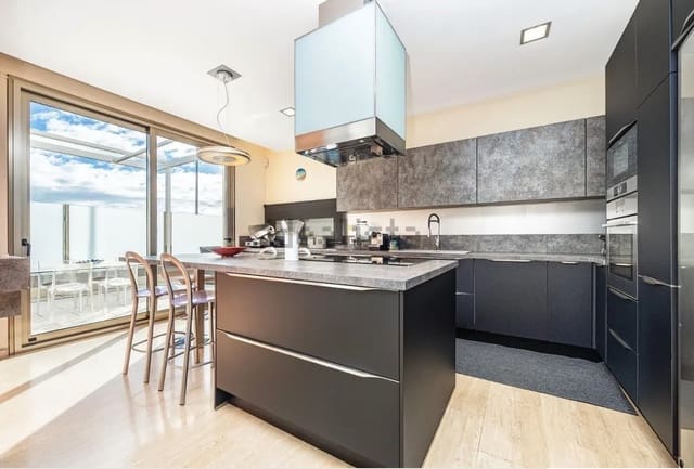 4 sovrum Villa till salu i San Bartolomé de Tirajana med garage - 1 200 000 € (Ref: 9153601)