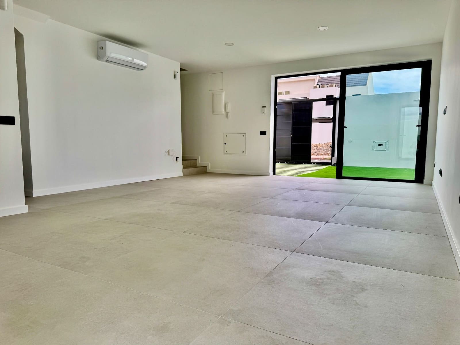 2 sovrum Villa till salu i El Tablero med garage - 435 000 € (Ref: 9159248)