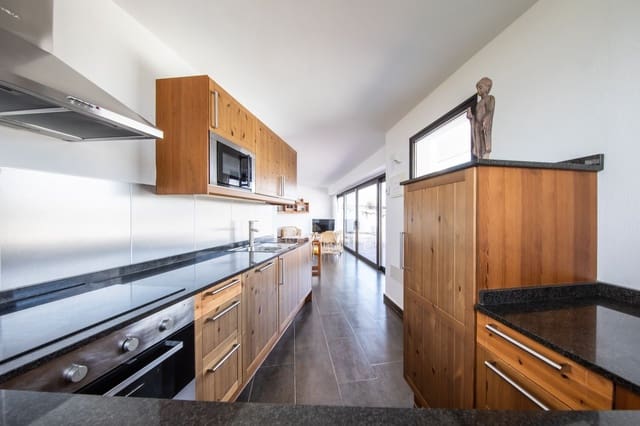 3 sovrum Villa till salu i Teguise - 1 390 000 € (Ref: 9160781)