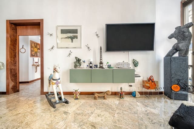 2 slaapkamer Flat te koop in Triana, Las Palmas de Gran Canaria - € 478.000 (Ref: 9176163)