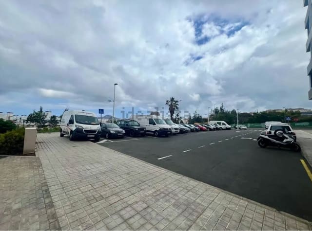 Gewerbe zu vermieten in NegrÃ­n, Las Palmas de Gran Canaria - 3.000 € (Ref: 9180781)