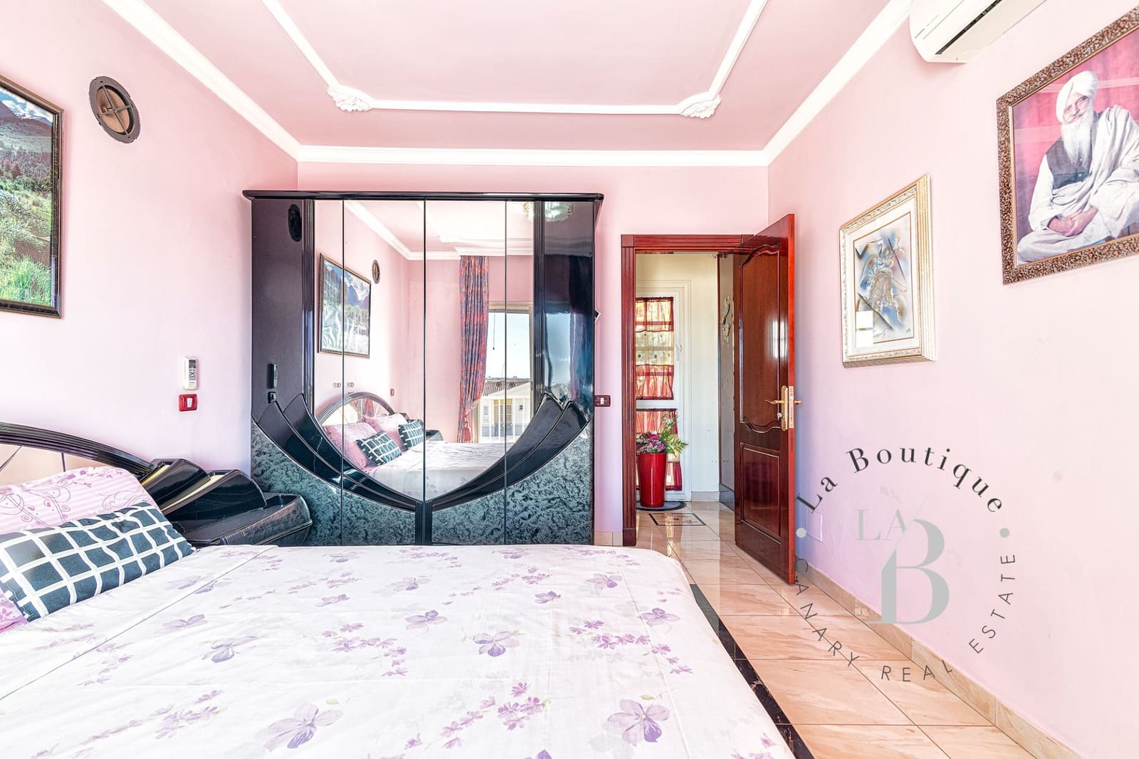 2 sypialnia Willa do wynajęcia w Sonneland z basenem garażem - 2 200 € (Ref: 9208070)