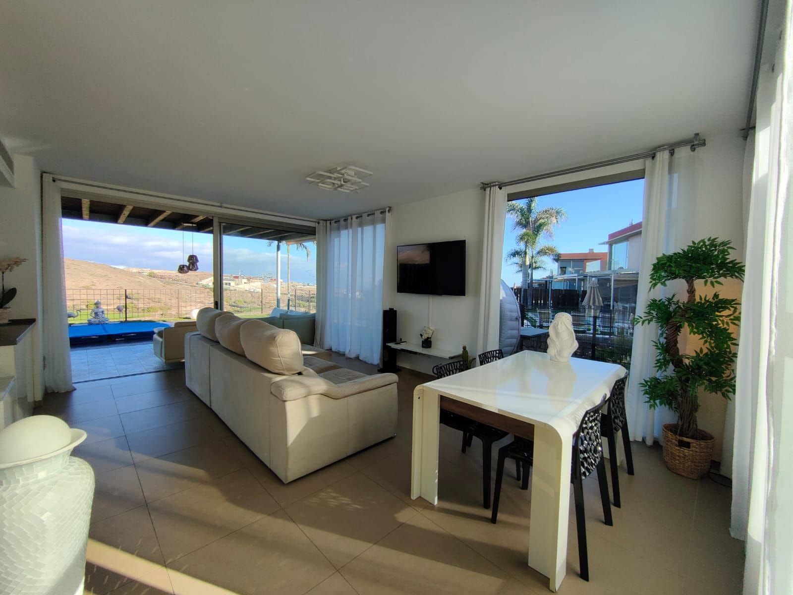 2 slaapkamer Villa te huur in Salobre Golf met garage - € 2.500 (Ref: 9217020)