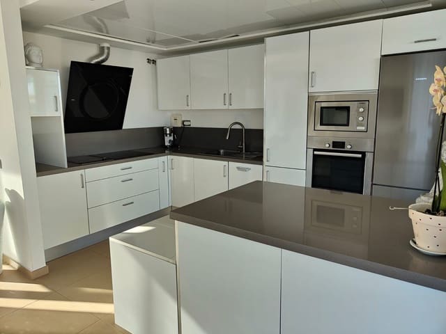 2 camera da letto Villa da affittare in Salobre Golf, San Bartolomé de Tirajana con garage - 2.500 € (Rif: 9217020)