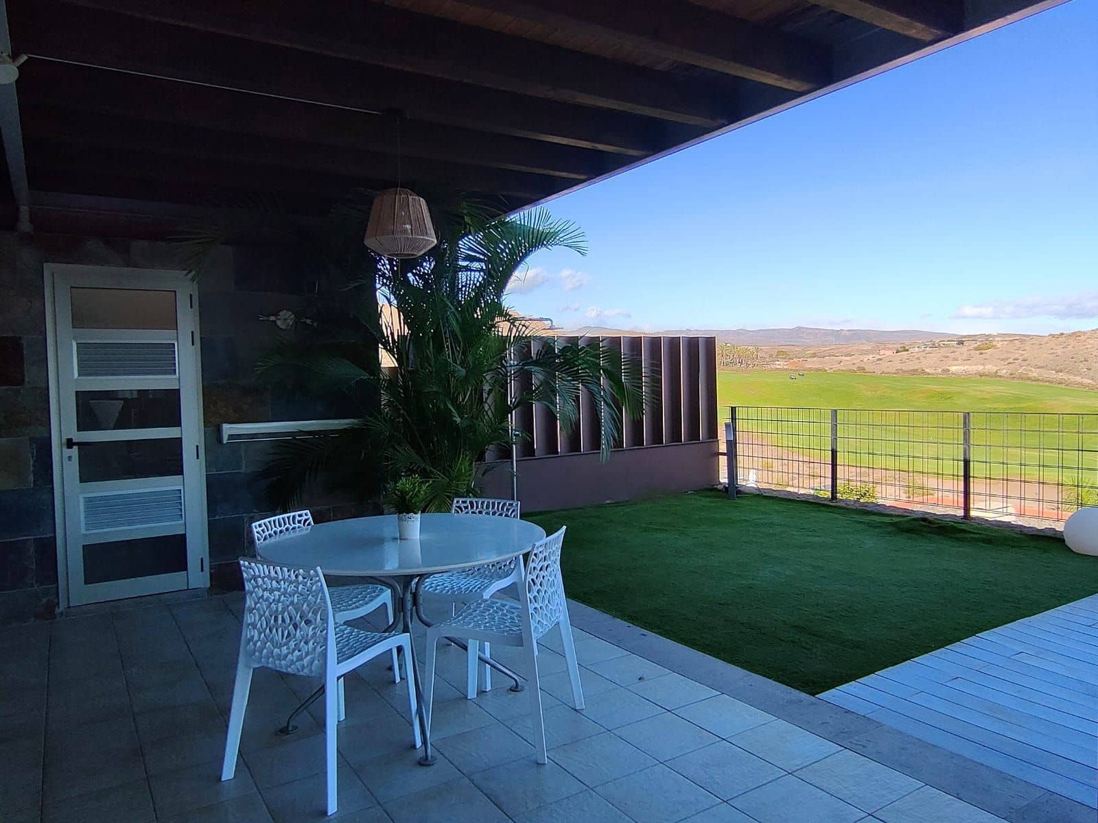 2 slaapkamer Villa te huur in Salobre Golf met garage - € 2.500 (Ref: 9217020)