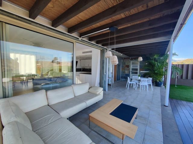 2 camera da letto Villa da affittare in Salobre Golf, San Bartolomé de Tirajana con garage - 2.500 € (Rif: 9217020)