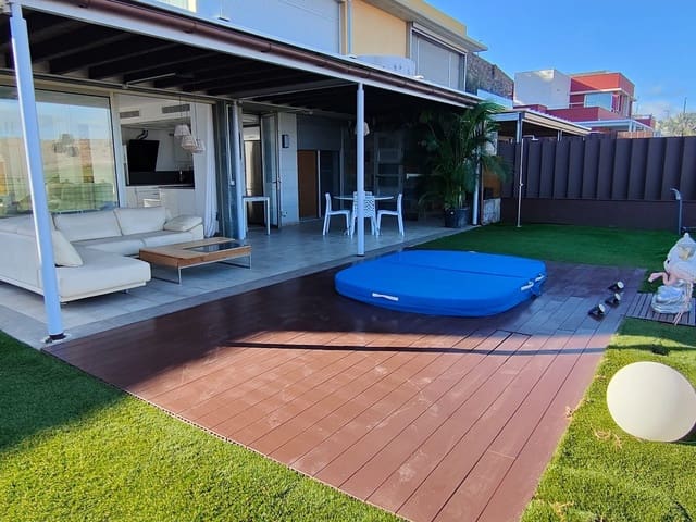 2 camera da letto Villa da affittare in Salobre Golf, San Bartolomé de Tirajana con garage - 2.500 € (Rif: 9217020)