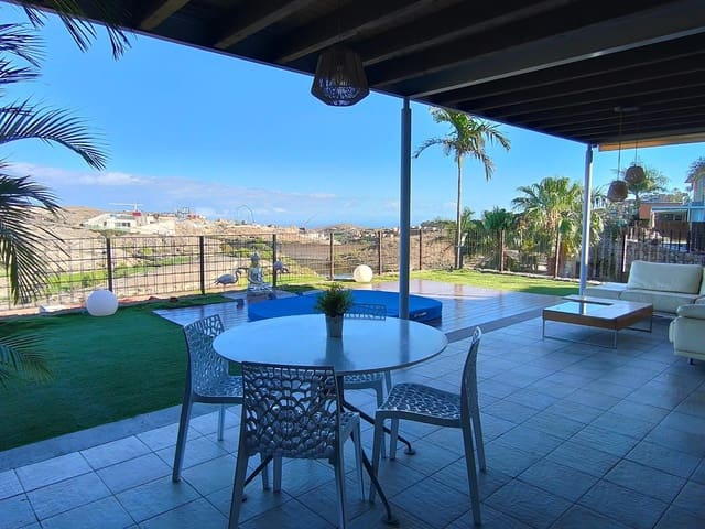 2 camera da letto Villa da affittare in Salobre Golf, San Bartolomé de Tirajana con garage - 2.500 € (Rif: 9217020)