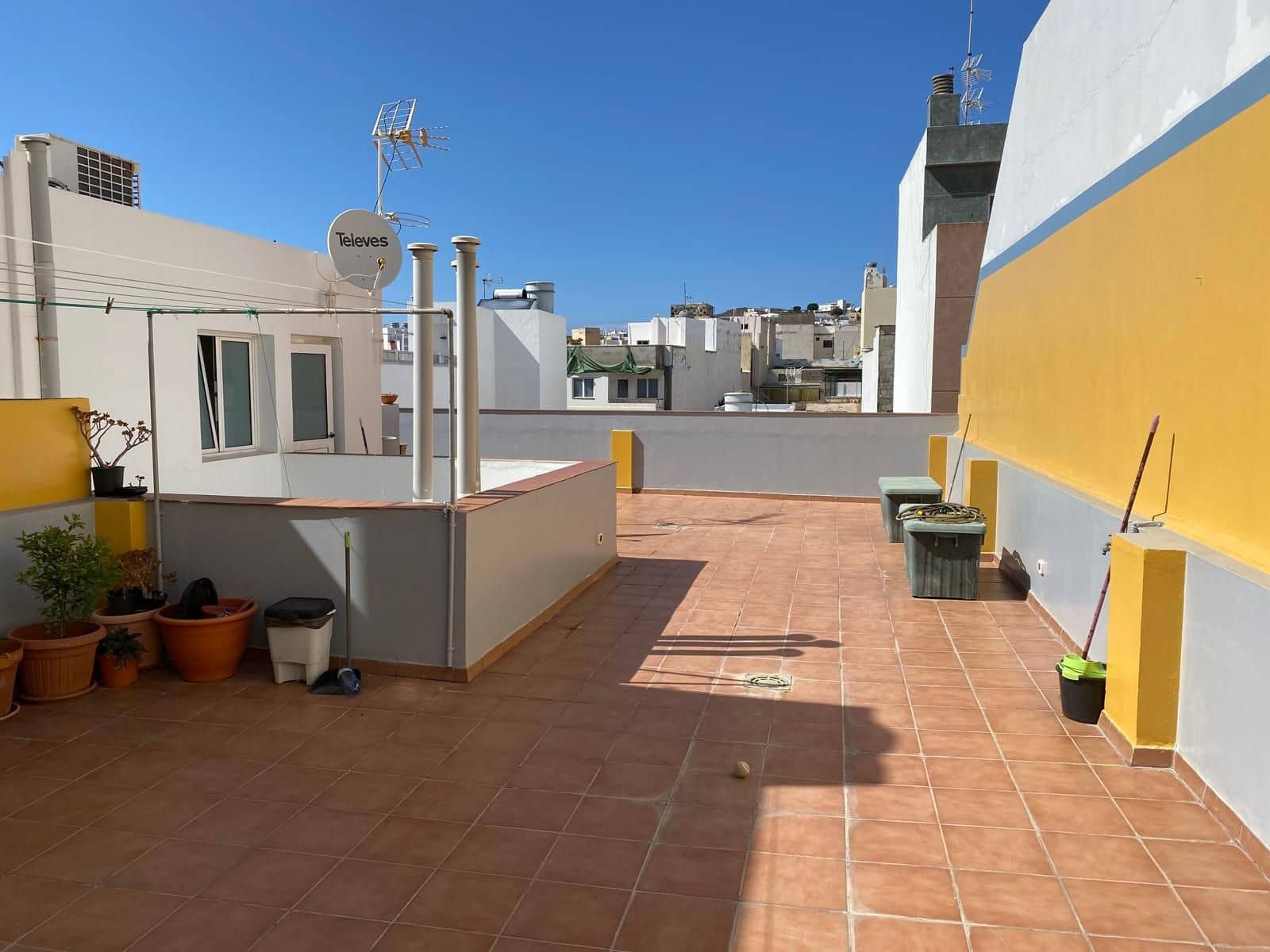 2 soveværelse Lejlighed til leje i Las Palmas de Gran Canaria - € 1.500 (Ref: 9232019)