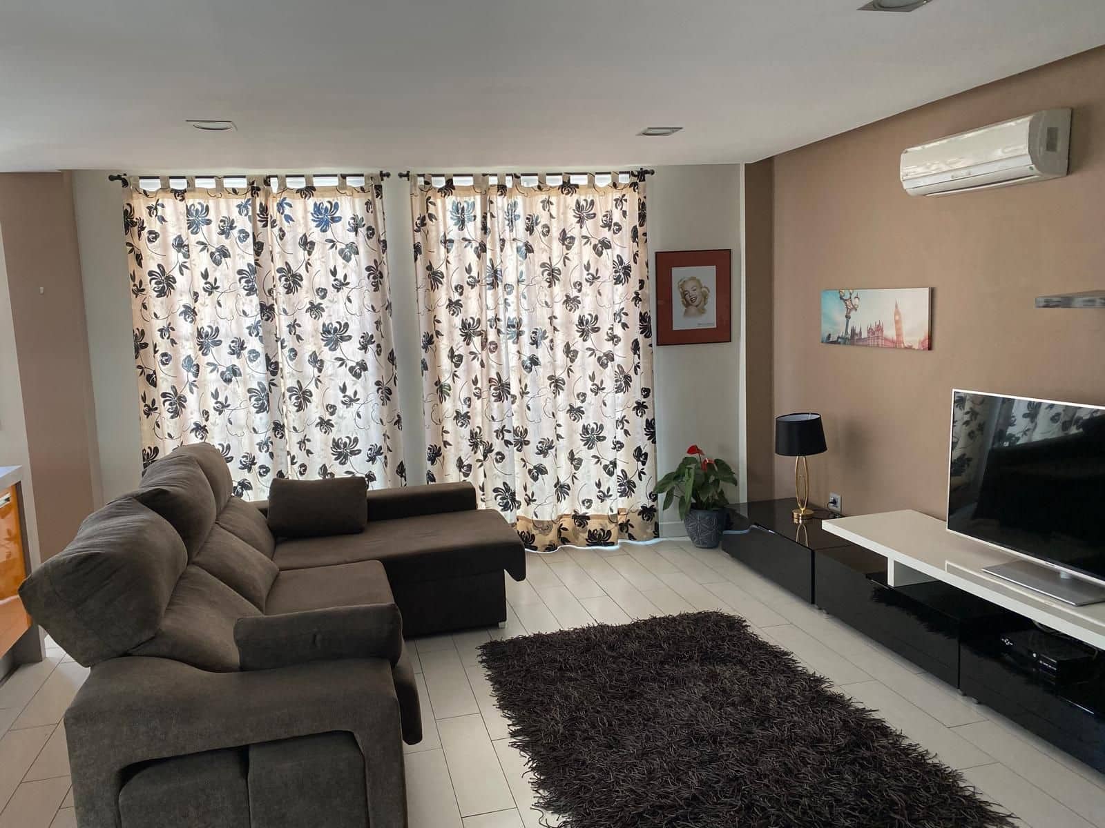 2 soveværelse Lejlighed til leje i Las Palmas de Gran Canaria - € 1.500 (Ref: 9232019)