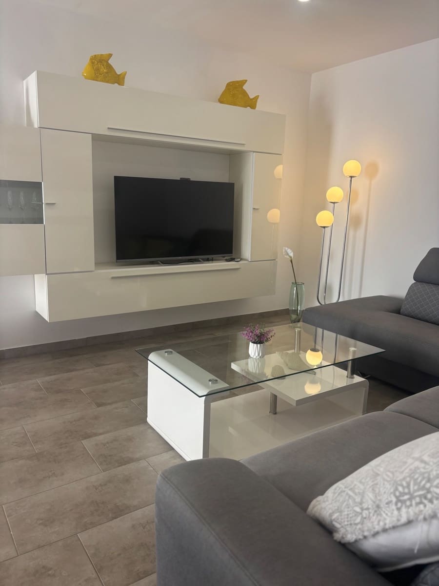 2 sovrum Bungalow att hyra i Pasito Blanco med pool garage - 3 750 € (Ref: 9269149)