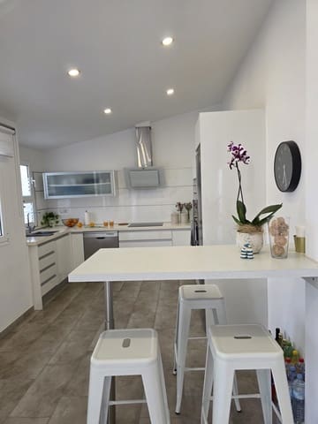 2 slaapkamer Bungalow te huur in Pasito Blanco, San Bartolomé de Tirajana met zwembad garage - € 3.750 (Ref: 9269149)