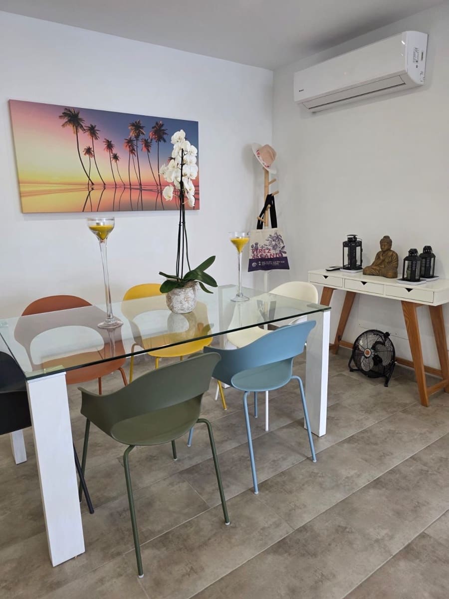 Bungalow de 2 habitaciones en Pasito Blanco en alquiler con piscina garaje - 3.750 € (Ref: 9269149)