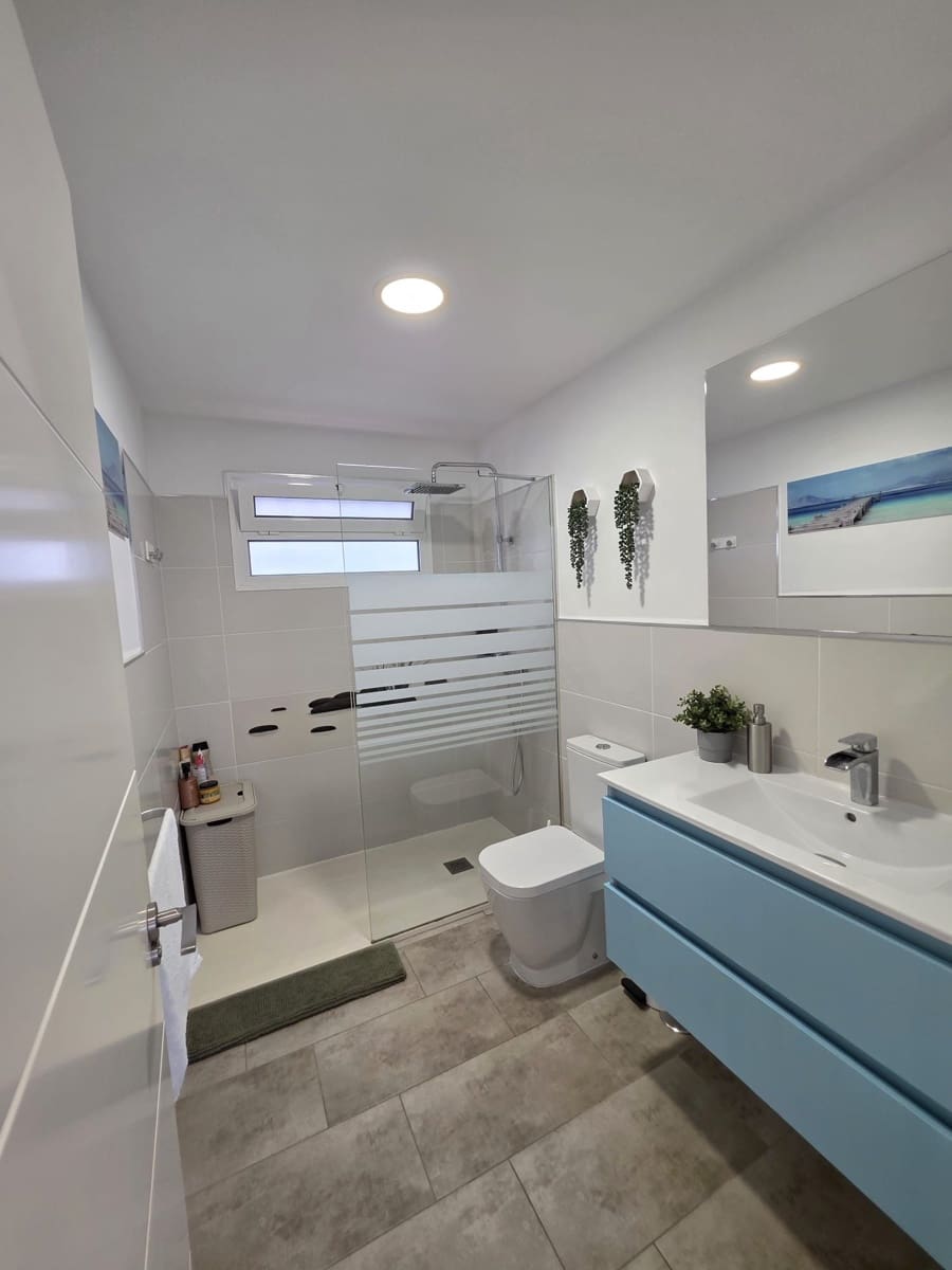 Bungalow de 2 habitaciones en Pasito Blanco en alquiler con piscina garaje - 3.750 € (Ref: 9269149)