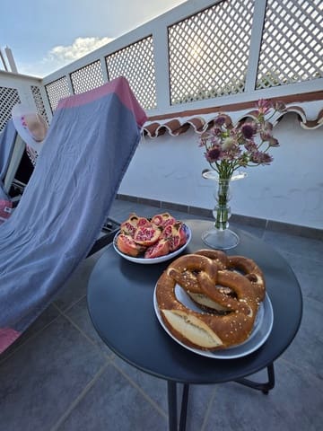 2 slaapkamer Bungalow te huur in Pasito Blanco, San Bartolomé de Tirajana met zwembad garage - € 3.750 (Ref: 9269149)