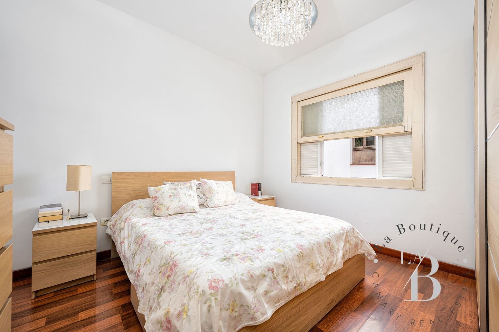 8 chambre Villa/Maison à vendre à Las Palmas de Gran Canaria avec garage - 910 000 € (Ref: 9296637)