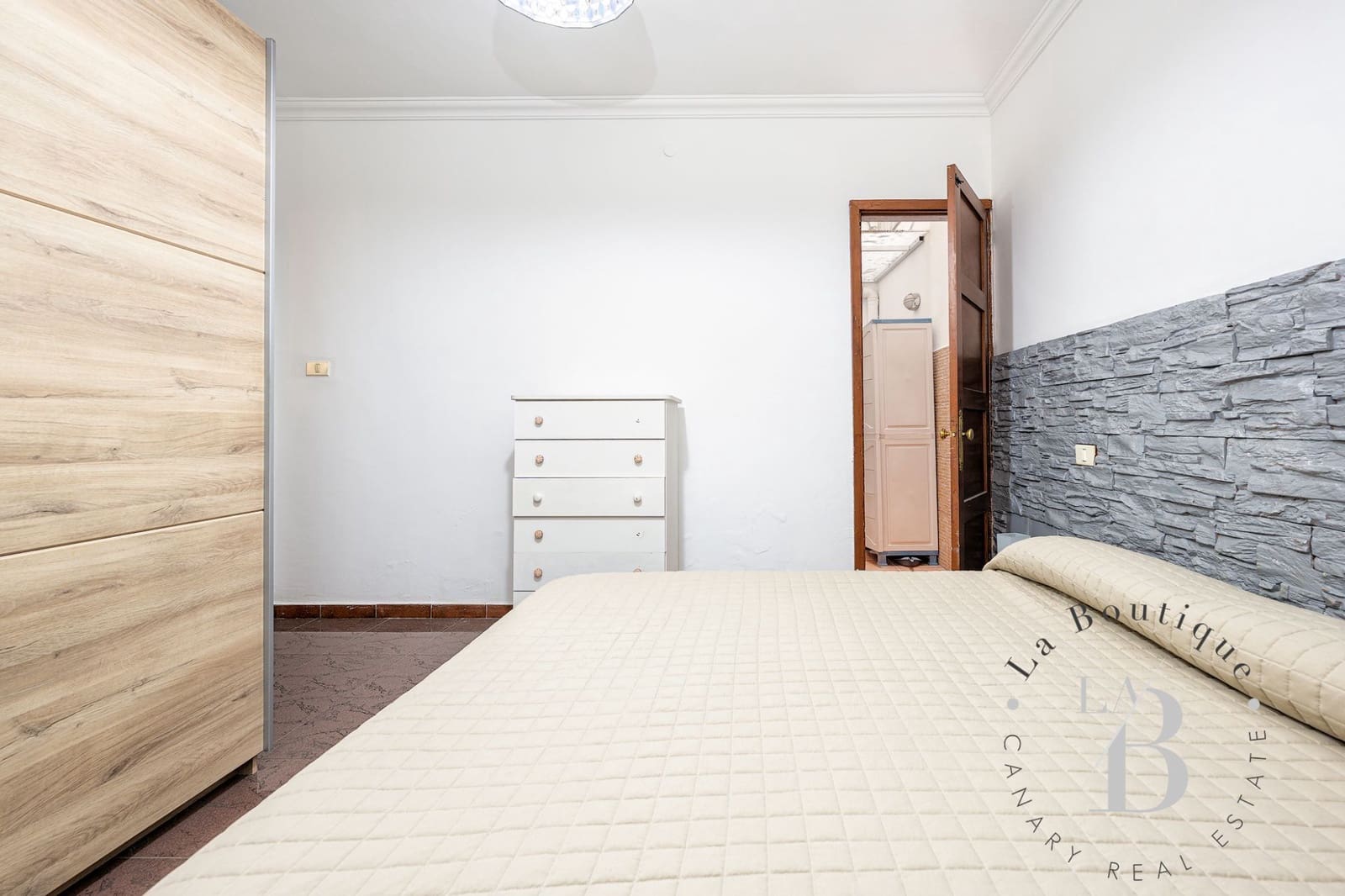 8 chambre Villa/Maison à vendre à Las Palmas de Gran Canaria avec garage - 910 000 € (Ref: 9296637)