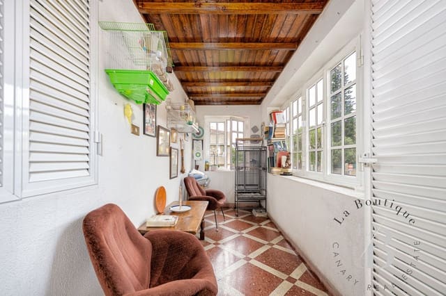 8 chambre Villa/Maison à vendre à Las Palmas de Gran Canaria avec garage - 910 000 € (Ref: 9296637)