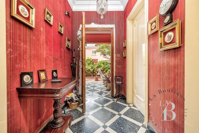 8 chambre Villa/Maison à vendre à Las Palmas de Gran Canaria avec garage - 910 000 € (Ref: 9296637)