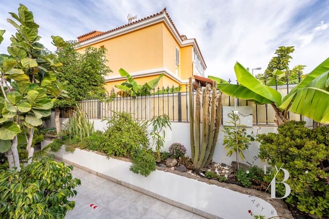 5 soveværelse Semi-Rækkehus til salg i San Bartolomé de Tirajana med swimmingpool garage - € 869.500 (Ref: 9353136)