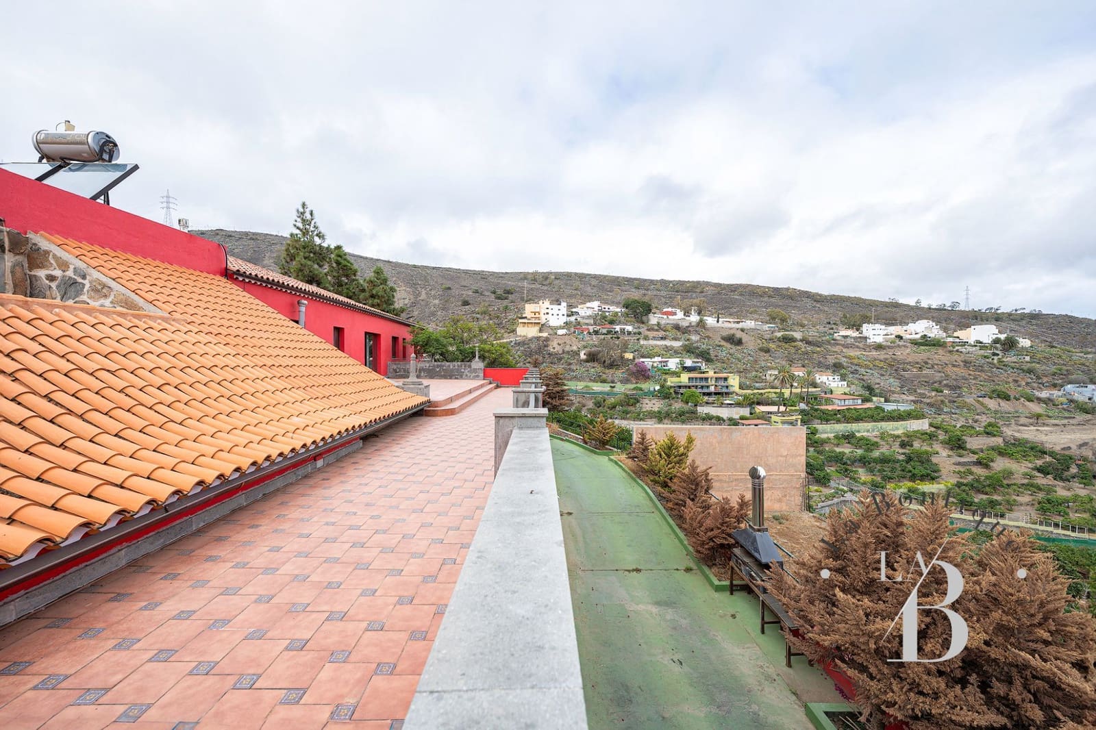 4 sovrum Finca/Hus på landet till salu i Telde med garage - 5 450 000 € (Ref: 9378696)