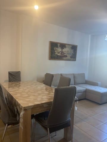 3 bedroom Flat for rent in San Bartolomé de Tirajana - € 1,100 (Ref: 9382313)