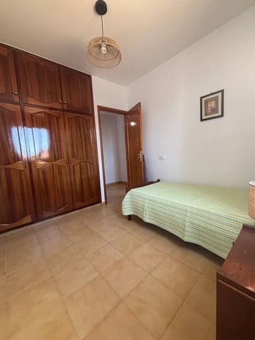 3 bedroom Flat for rent in San Bartolomé de Tirajana - € 1,100 (Ref: 9382313)