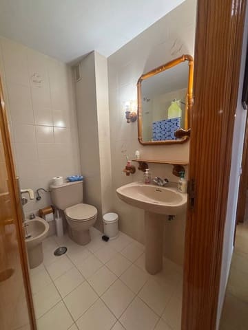 3 bedroom Flat for rent in San Bartolomé de Tirajana - € 1,100 (Ref: 9382313)