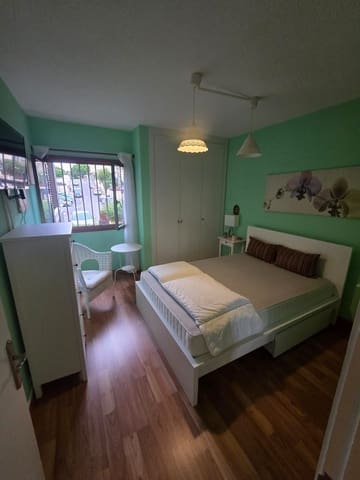 3 slaapkamer Flat te huur in Santa Brígida met garage - € 1.000 (Ref: 9448573)