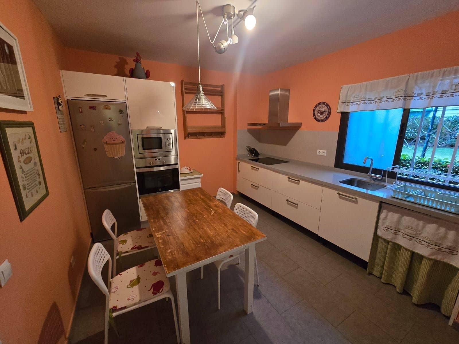 Appartement de 3 chambres à louer à Santa Brigida avec garage - 1 000 € (Ref: 9448573)