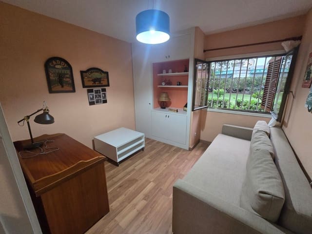 3 slaapkamer Flat te huur in Santa Brígida met garage - € 1.000 (Ref: 9448573)