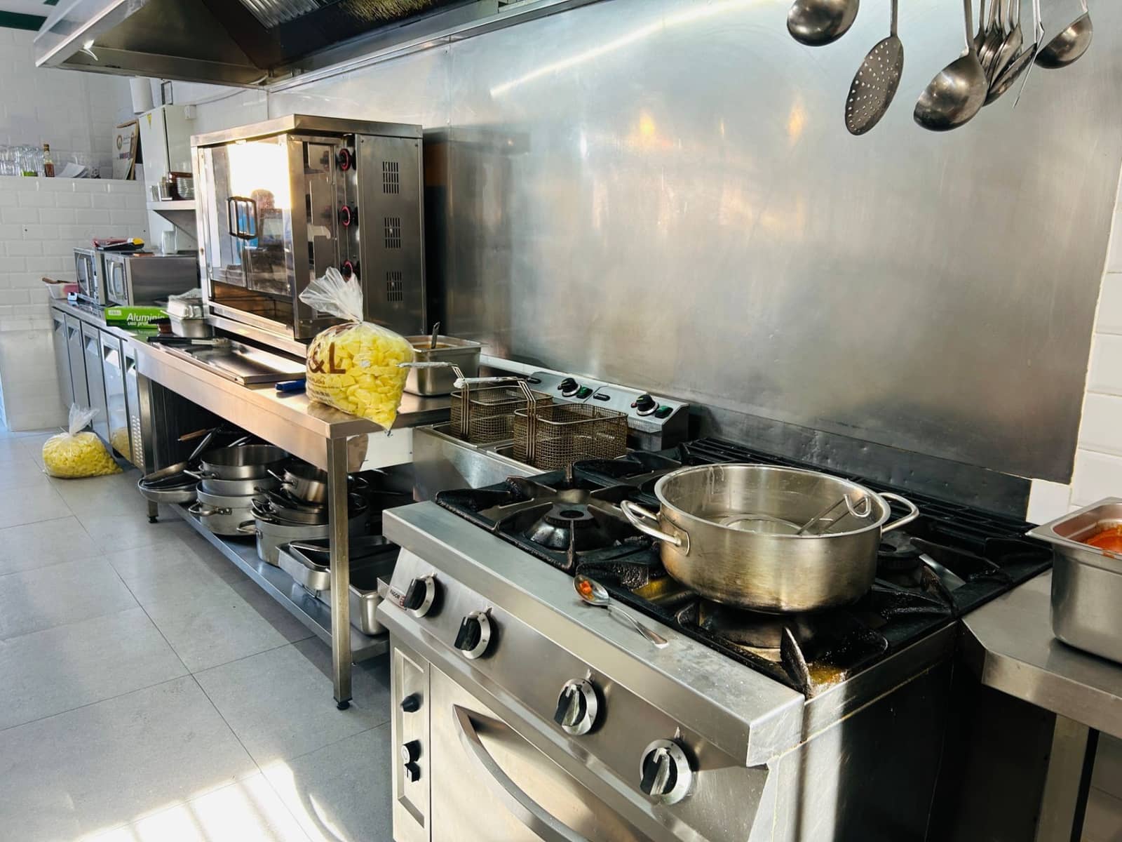 Commercieel te koop in San Bartolome de Tirajana - € 120.000 (Ref: 9451596)