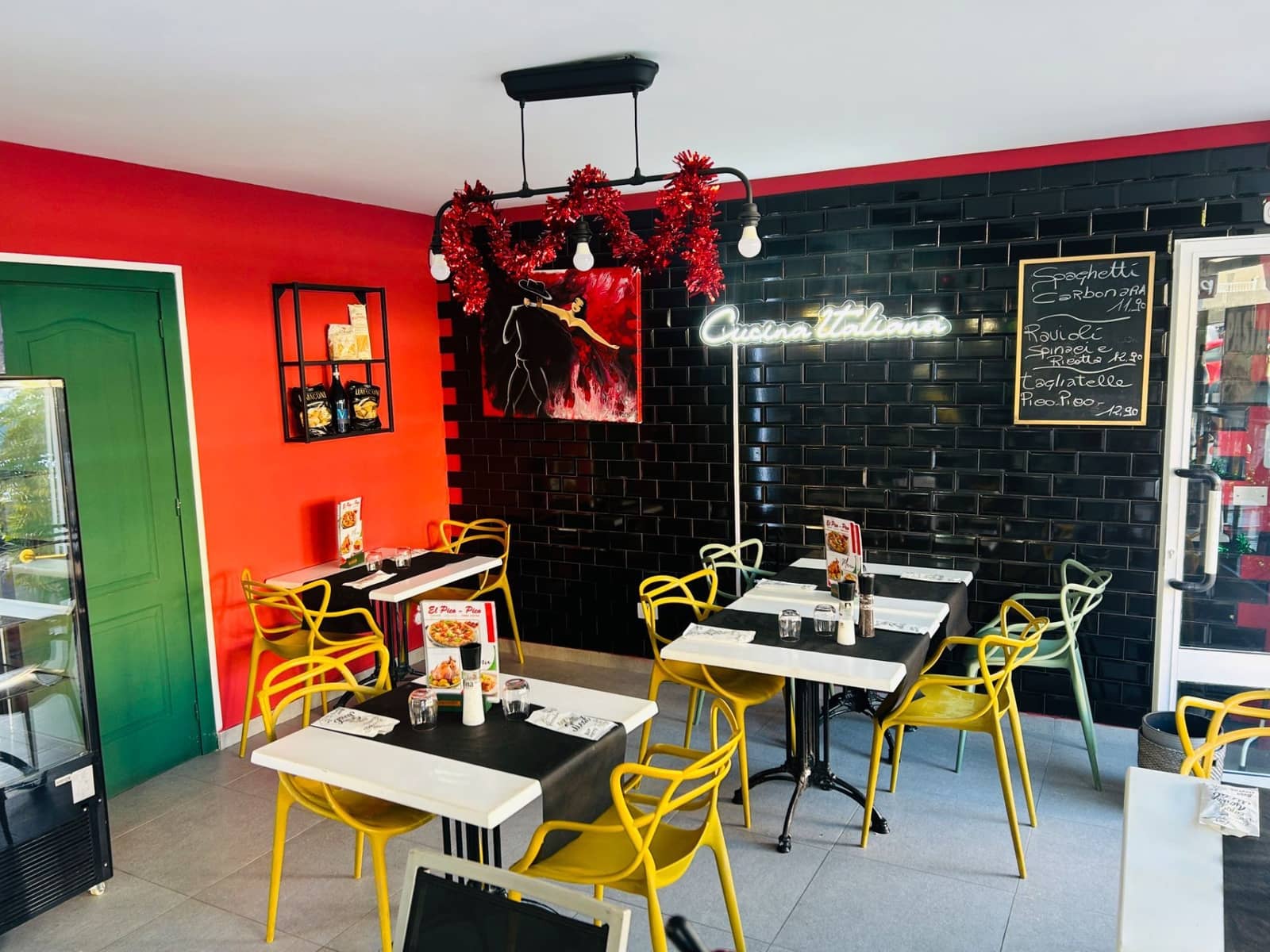 Commercieel te koop in San Bartolome de Tirajana - € 120.000 (Ref: 9451596)