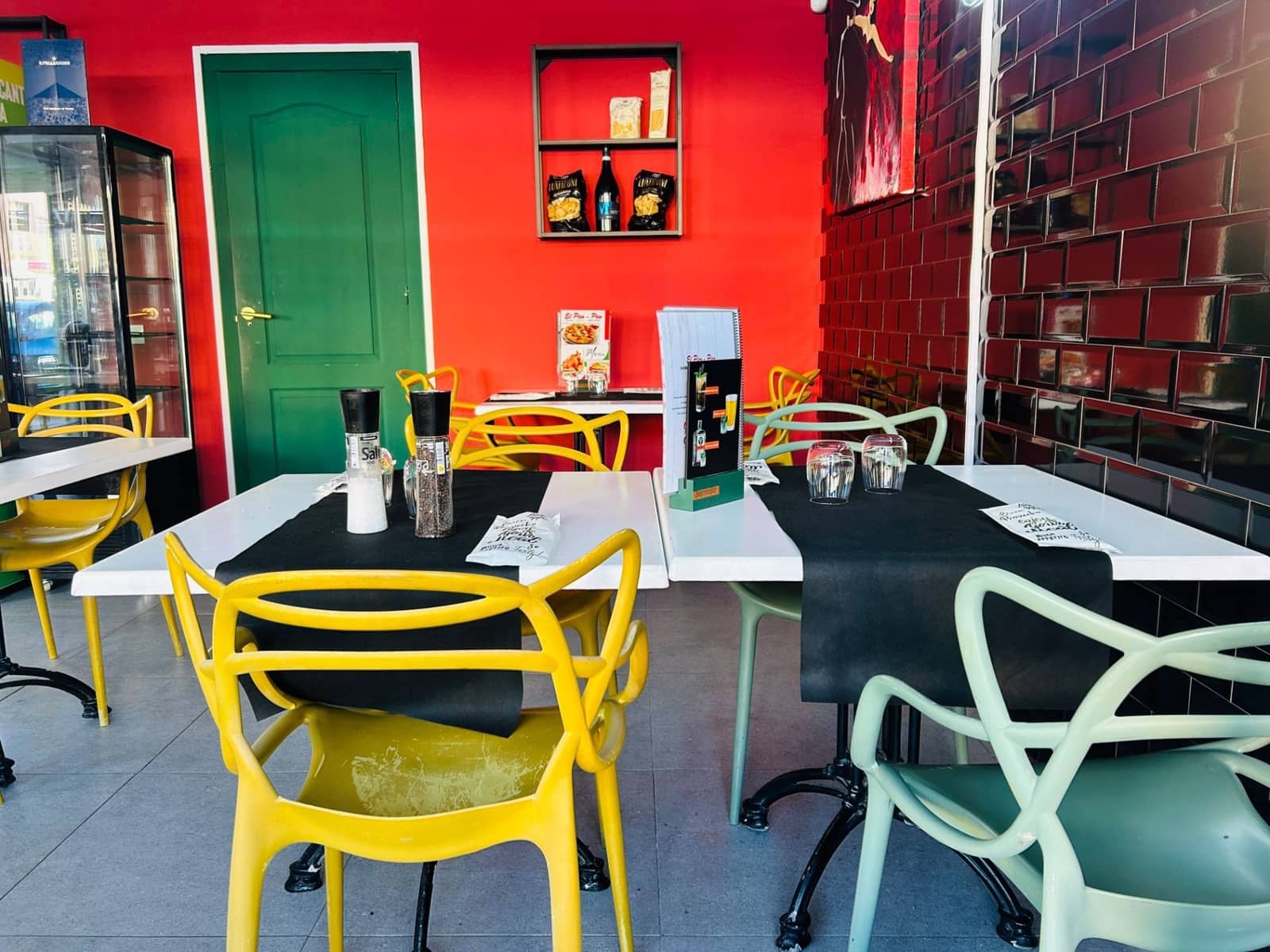 Commercieel te koop in San Bartolome de Tirajana - € 120.000 (Ref: 9451596)