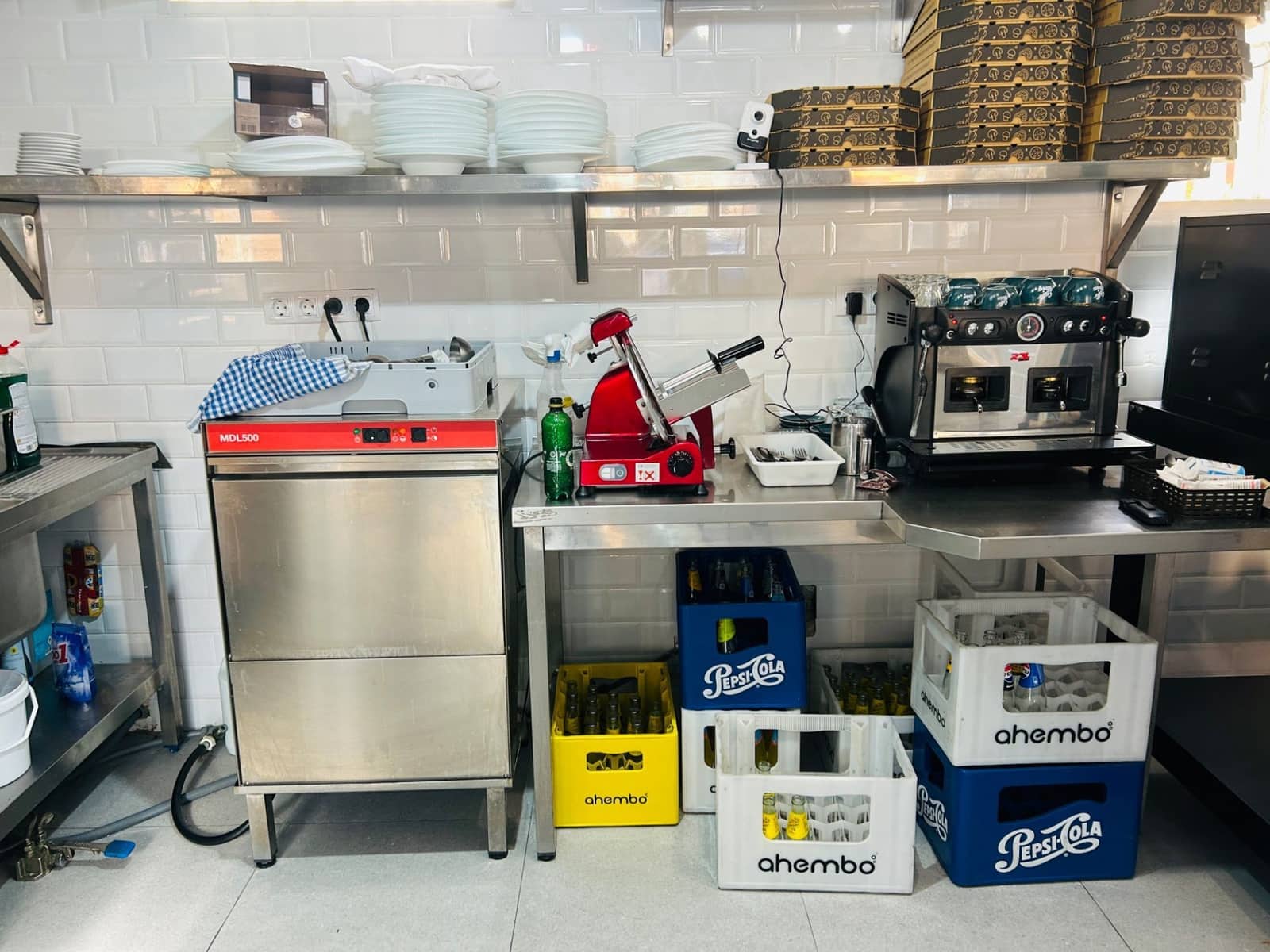 Commercieel te koop in San Bartolome de Tirajana - € 120.000 (Ref: 9451596)