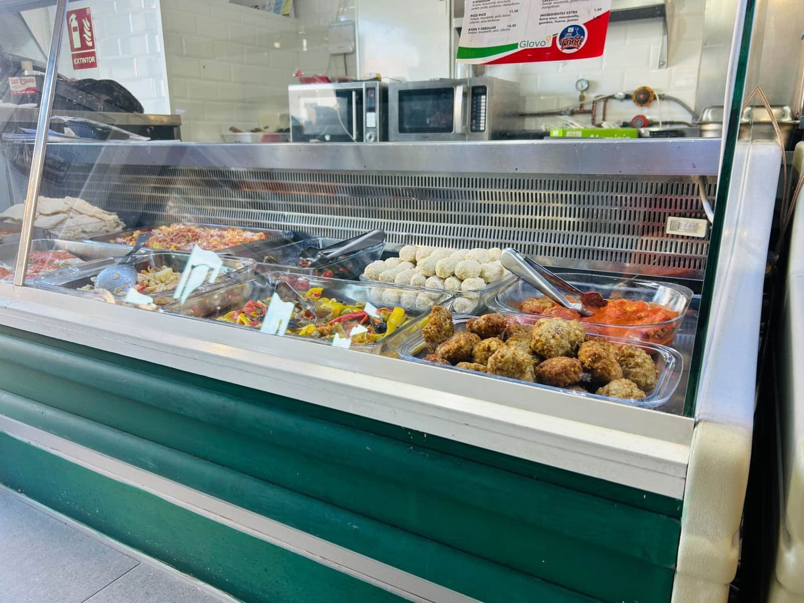 Commercieel te koop in San Bartolome de Tirajana - € 120.000 (Ref: 9451596)