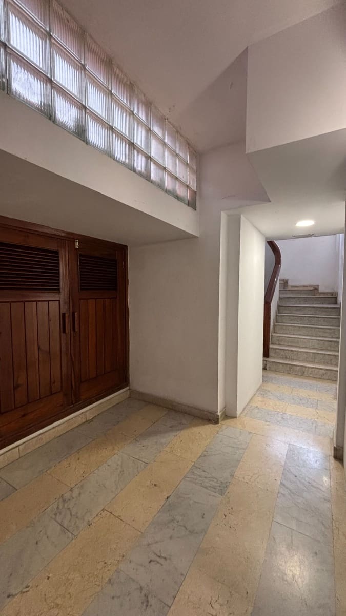 Kontor til salg i Las Palmas de Gran Canaria - € 350.000 (Ref: 9465156)