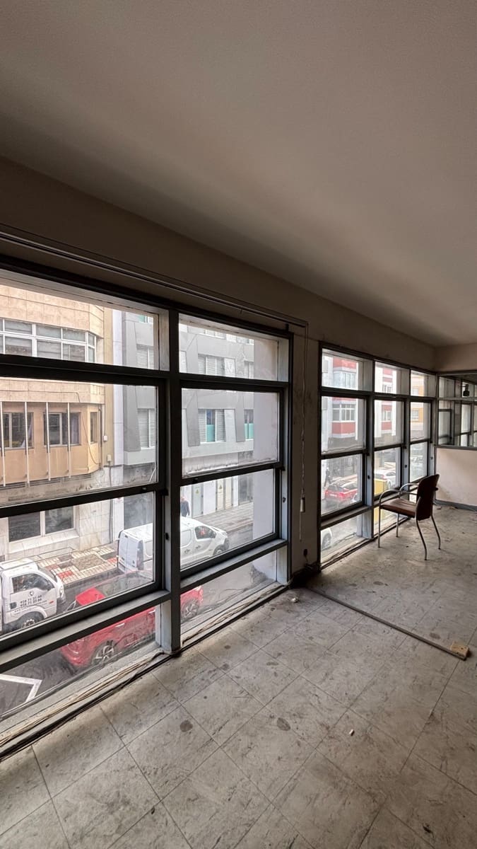 Kontor til salg i Las Palmas de Gran Canaria - € 350.000 (Ref: 9465156)