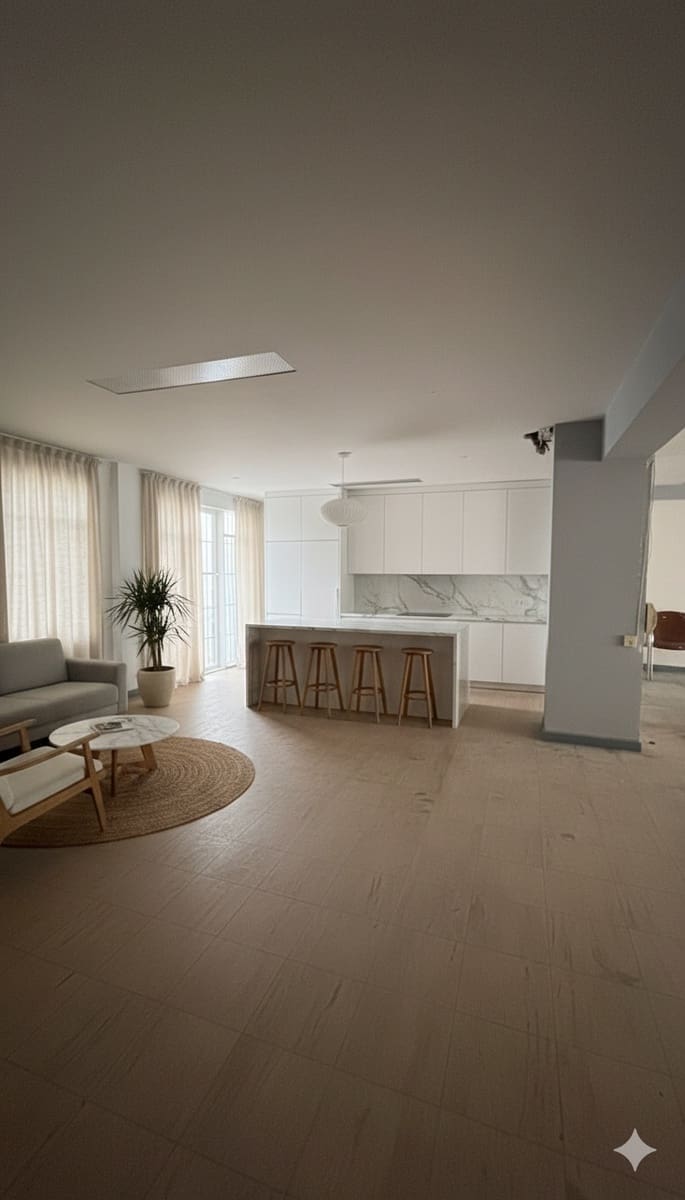 Kontor til salg i Las Palmas de Gran Canaria - € 350.000 (Ref: 9465156)