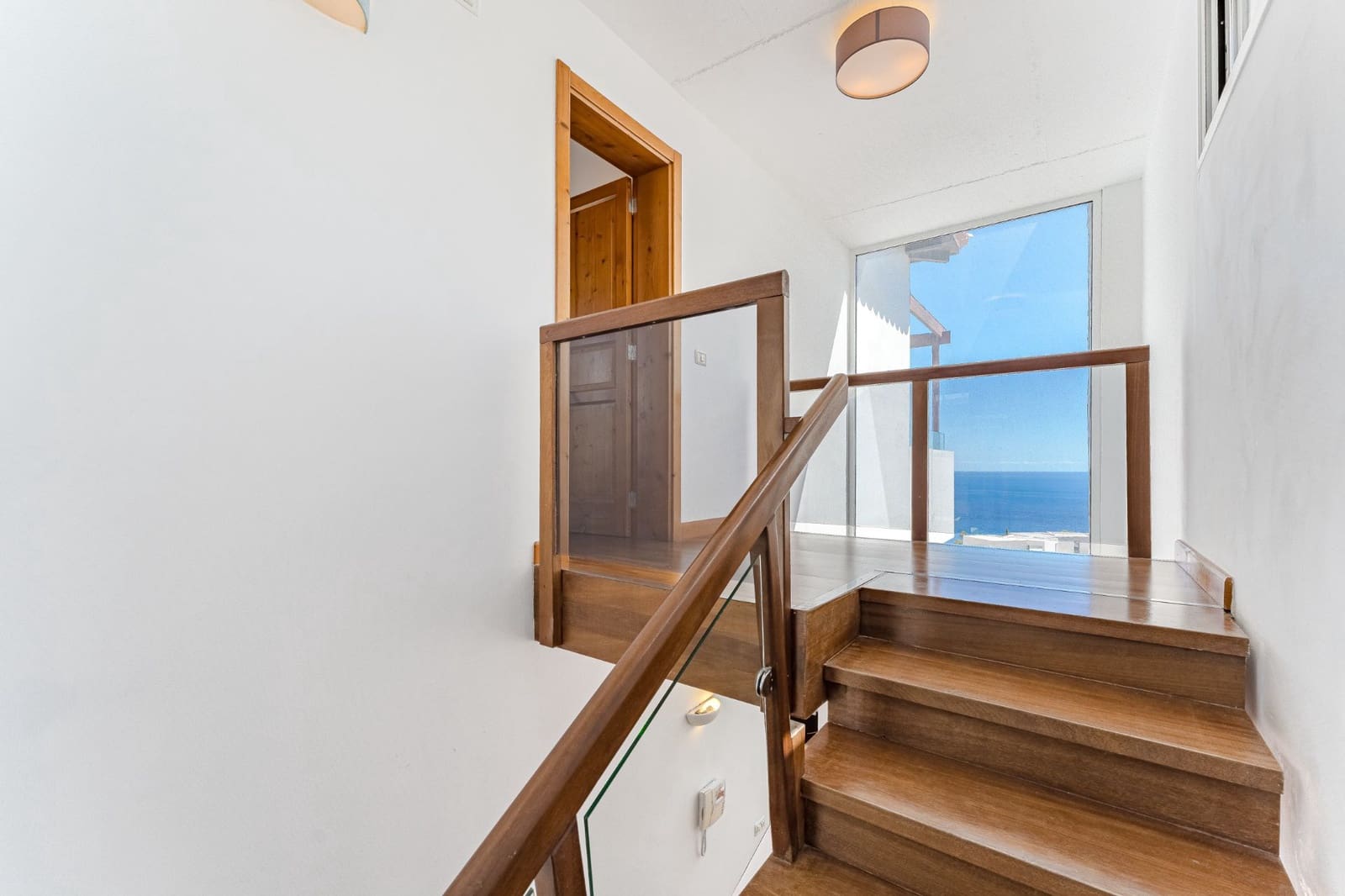 3 bedroom Villa for sale in Alajero with pool garage - € 850,000 (Ref: 9488170)