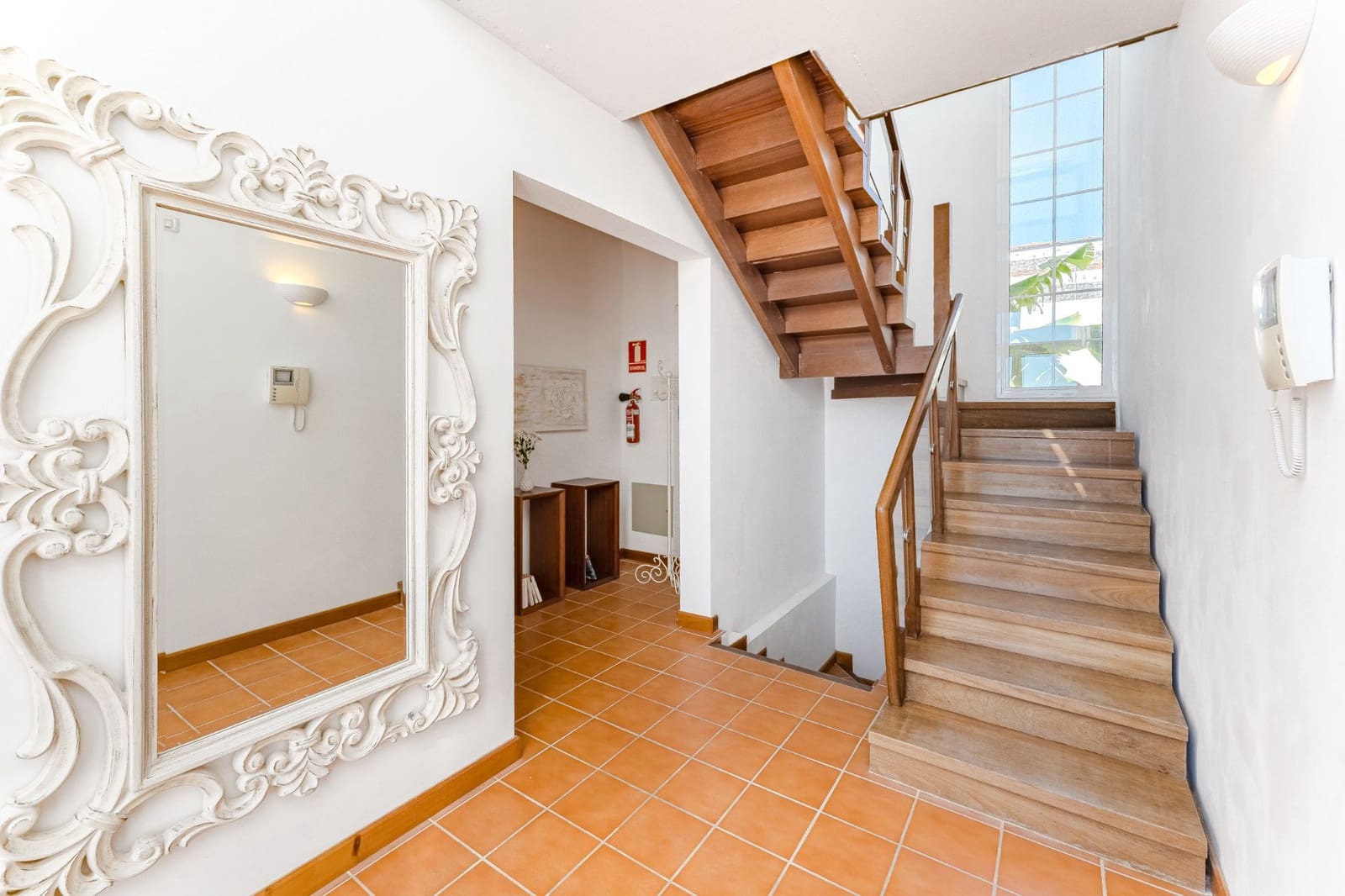 3 bedroom Villa for sale in Alajero with pool garage - € 850,000 (Ref: 9488170)