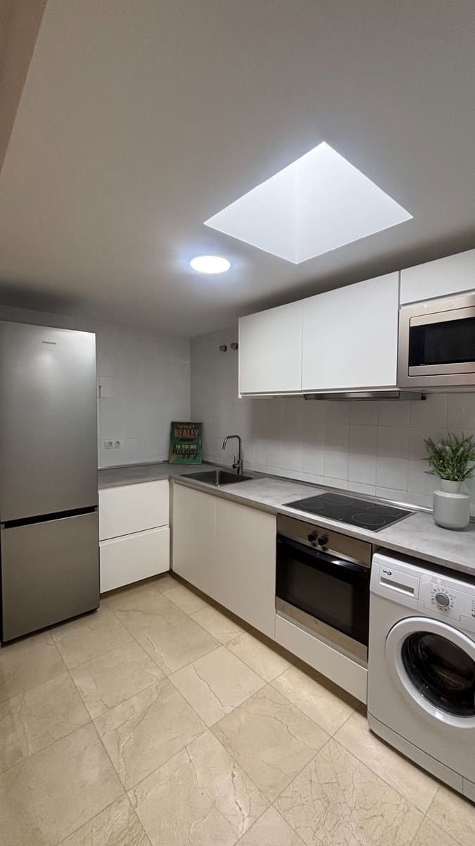 1 bedroom Flat for rent in Las Palmas de Gran Canaria - € 1,000 (Ref: 9503822)