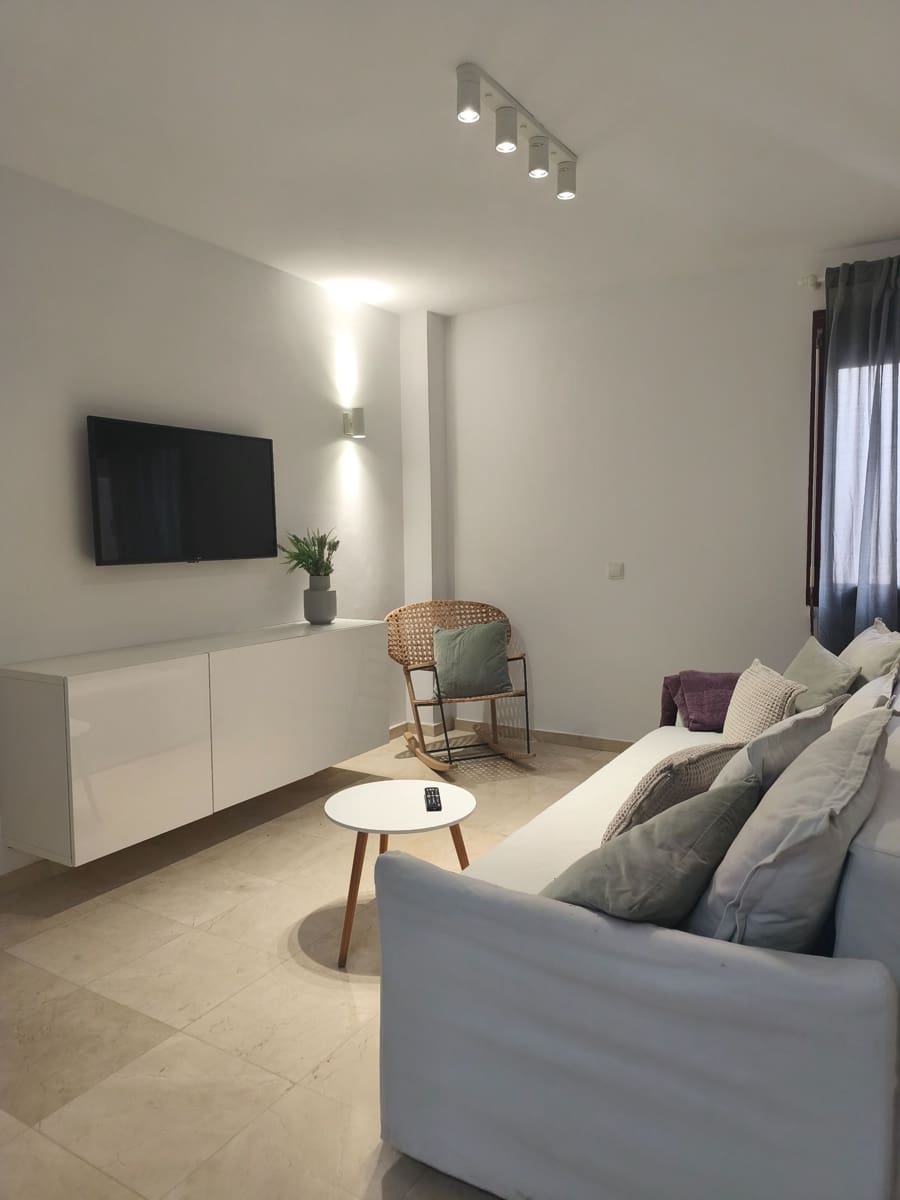 1 bedroom Flat for rent in Las Palmas de Gran Canaria - € 1,000 (Ref: 9503822)
