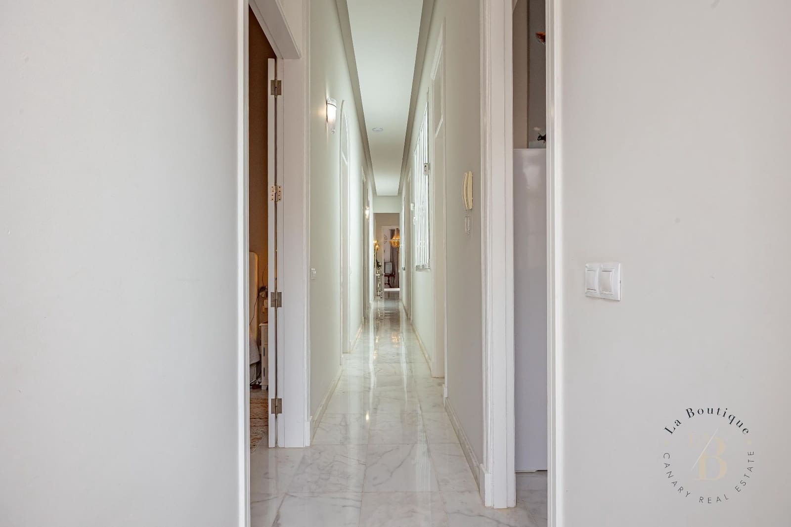 4 soveværelse Villa til salg i Las Palmas de Gran Canaria - € 1.400.000 (Ref: 9560898)