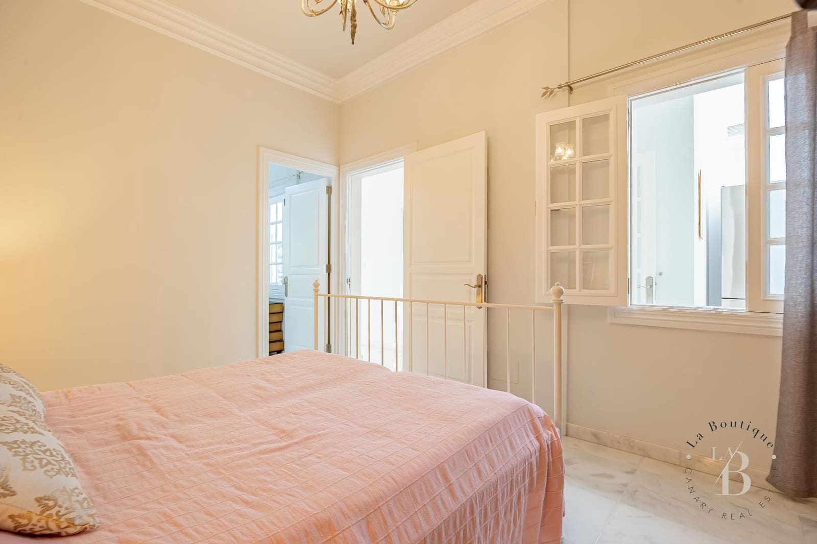 4 soveværelse Villa til salg i Las Palmas de Gran Canaria - € 1.400.000 (Ref: 9560898)