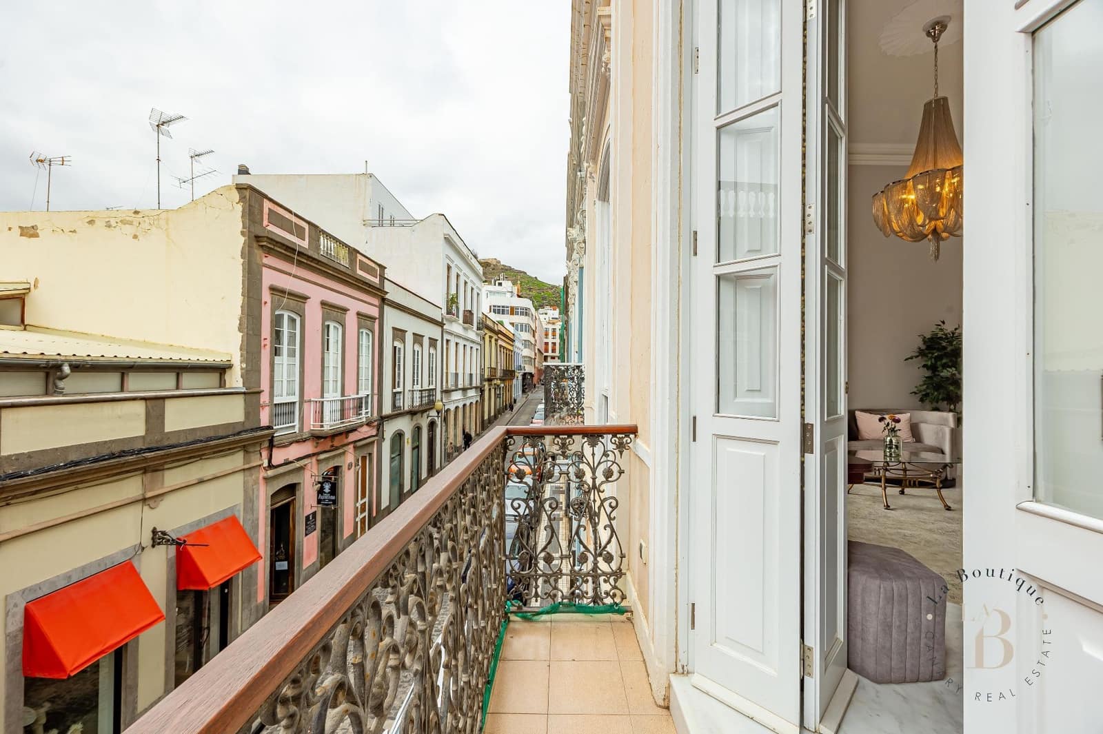 4 soveværelse Villa til salg i Las Palmas de Gran Canaria - € 1.400.000 (Ref: 9560898)