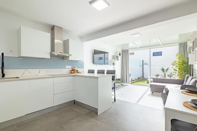 2 Zimmer Haus zu verkaufen in Playa del Inglés, San Bartolomé de Tirajana mit Pool - 350.000 € (Ref: 9610799)