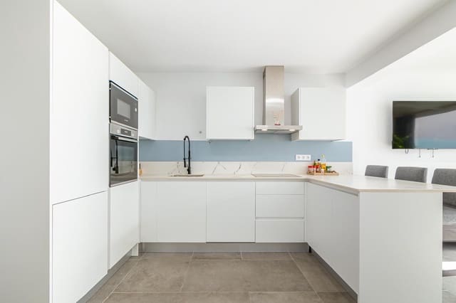 2 Zimmer Haus zu verkaufen in Playa del Inglés, San Bartolomé de Tirajana mit Pool - 350.000 € (Ref: 9610799)