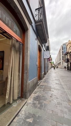 Commercial for rent in Triana, Las Palmas de Gran Canaria - € 650 (Ref: 9618905)