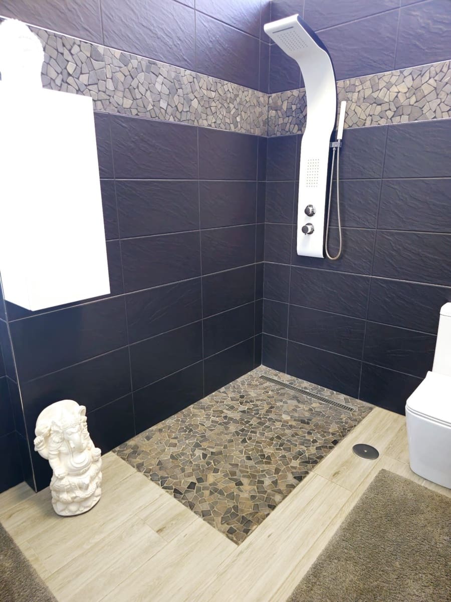 4 bedroom Villa for sale in San Bartolome de Tirajana with pool garage - € 1,450,000 (Ref: 9618906)